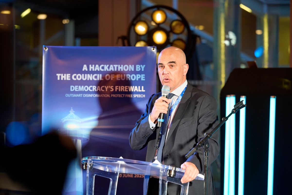 Alain Berset annonce les lauréats du hackathon « Déjouer la désinformation, protéger la liberté d’expression »