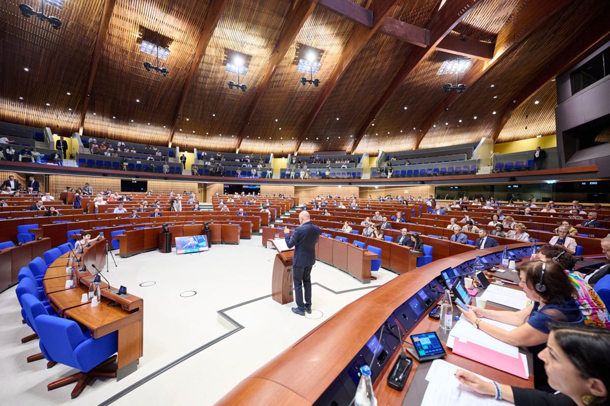 The Assembly chamber during questions to the Secretary General, summer session of the Parliamentary Assembly